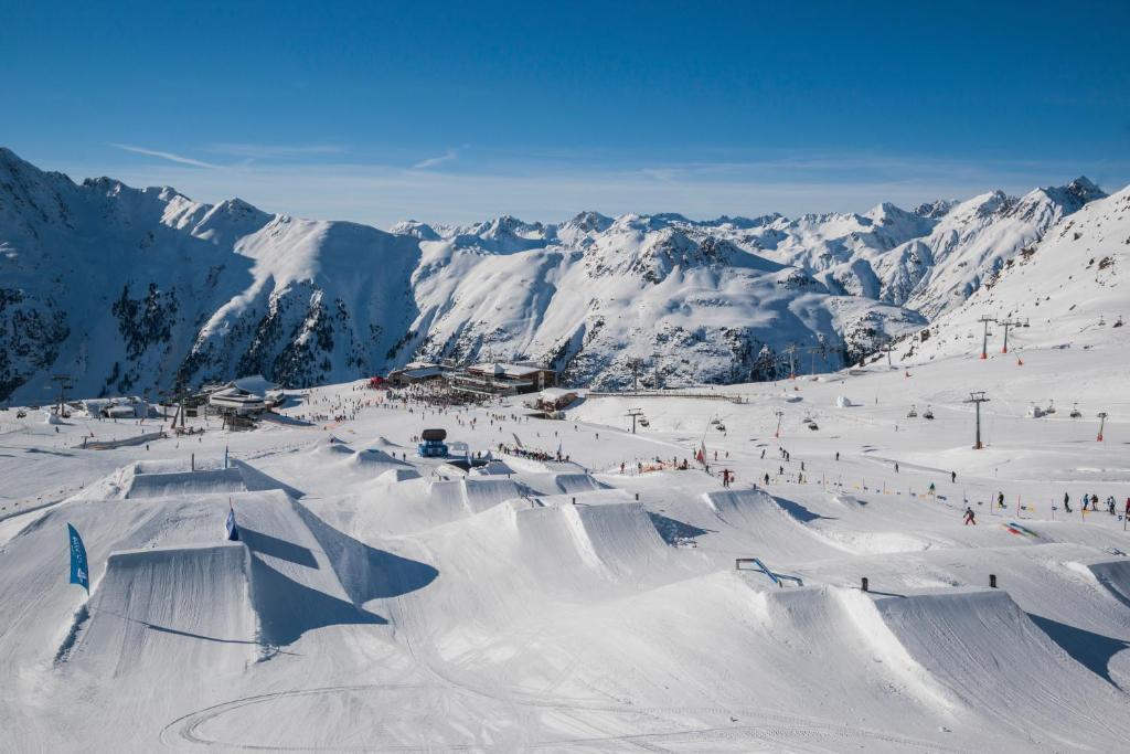 Hotel St. Nikolaus Ischgl Bagian luar foto