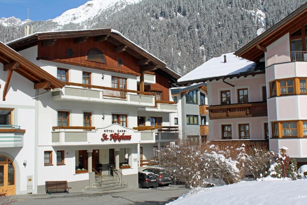 Hotel St. Nikolaus Ischgl Bagian luar foto